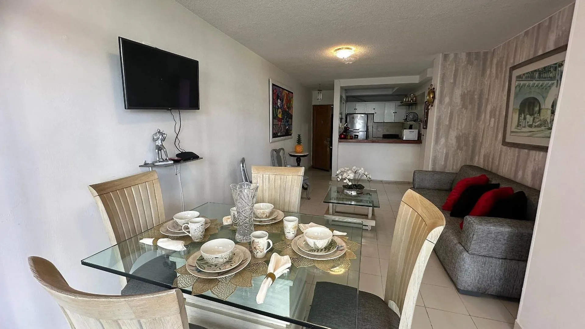 Amplios Apartamentos Con Salida Directa Al Mar En Laguito Cartagena