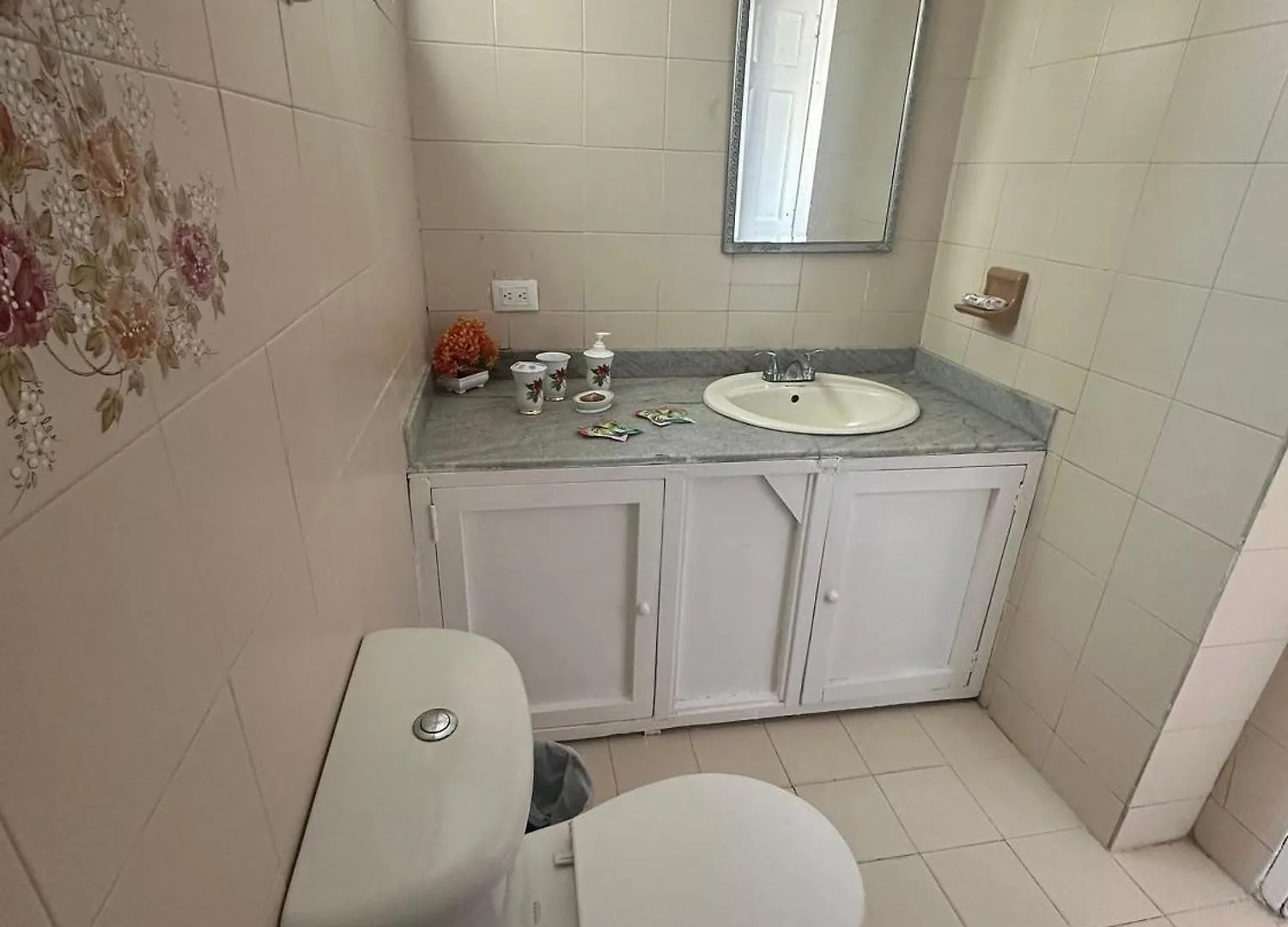 Amplios Apartamentos Con Salida Directa Al Mar En Laguito Cartagena